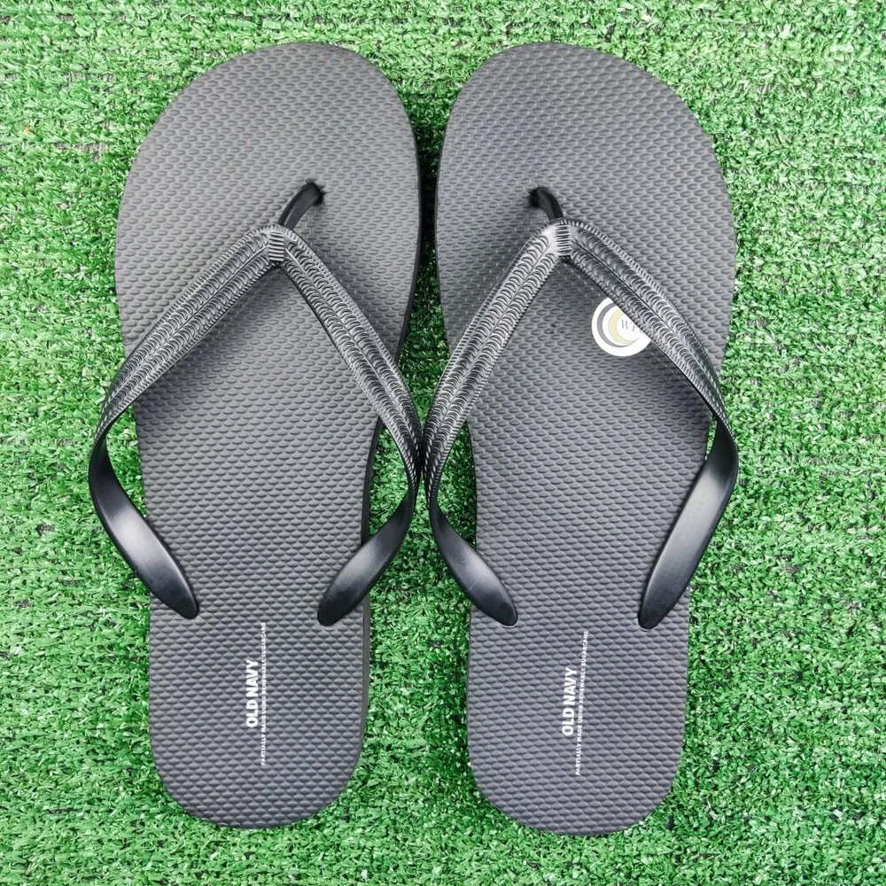 Old Navy Flip Flop Sandals Mens 12-13 Black Plant-Based Sustainable Casual Beach